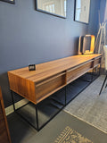 Rule Long and Low by Bludot